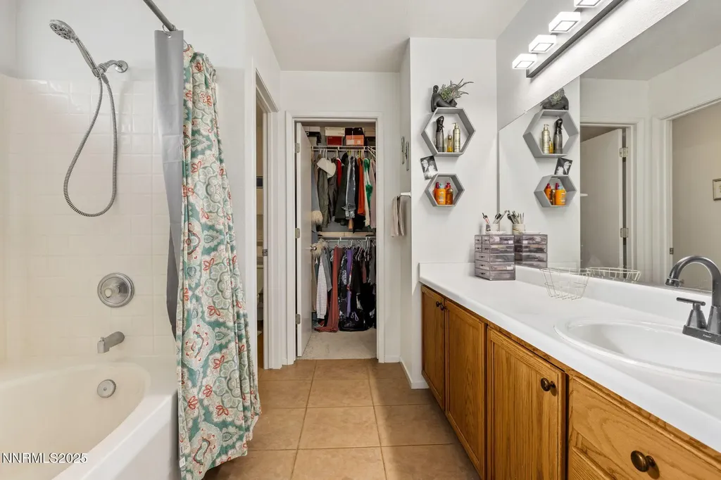 4086 Sycamore Reno NV 89502
