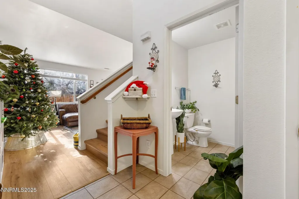 4086 Sycamore Reno NV 89502