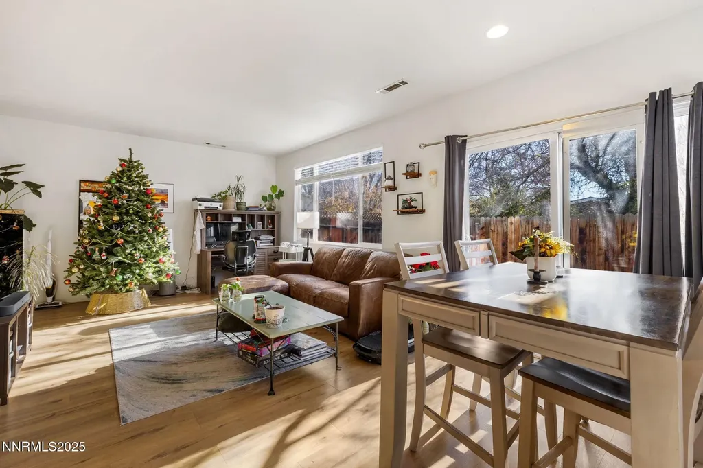 4086 Sycamore Reno NV 89502