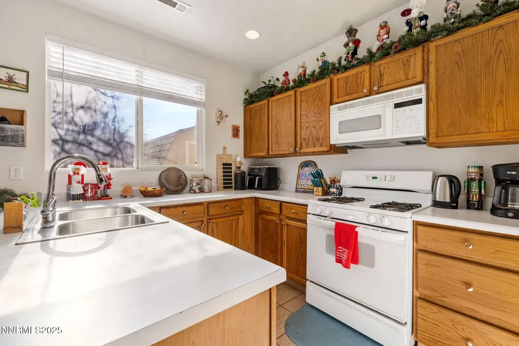 4086 Sycamore Reno NV 89502