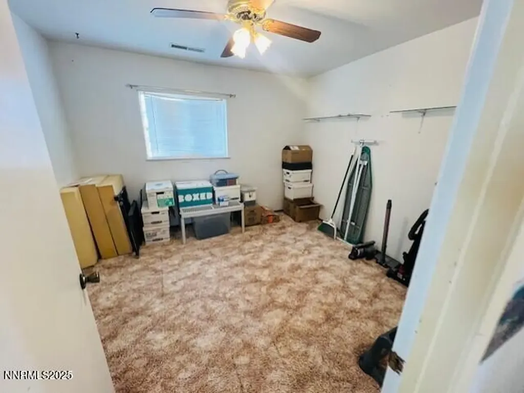 3825 Keyes Fallon NV 89406