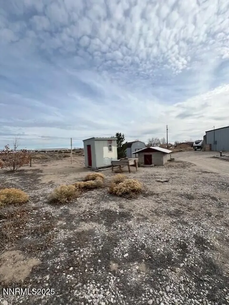 3825 Keyes Fallon NV 89406
