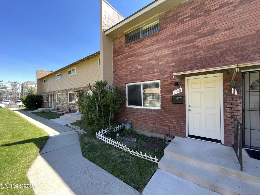 1140 Curry Carson City NV 89703