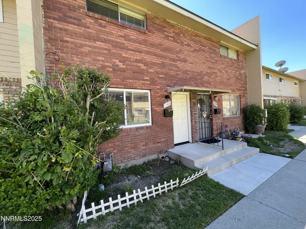 1140 Curry Carson City NV 89703
