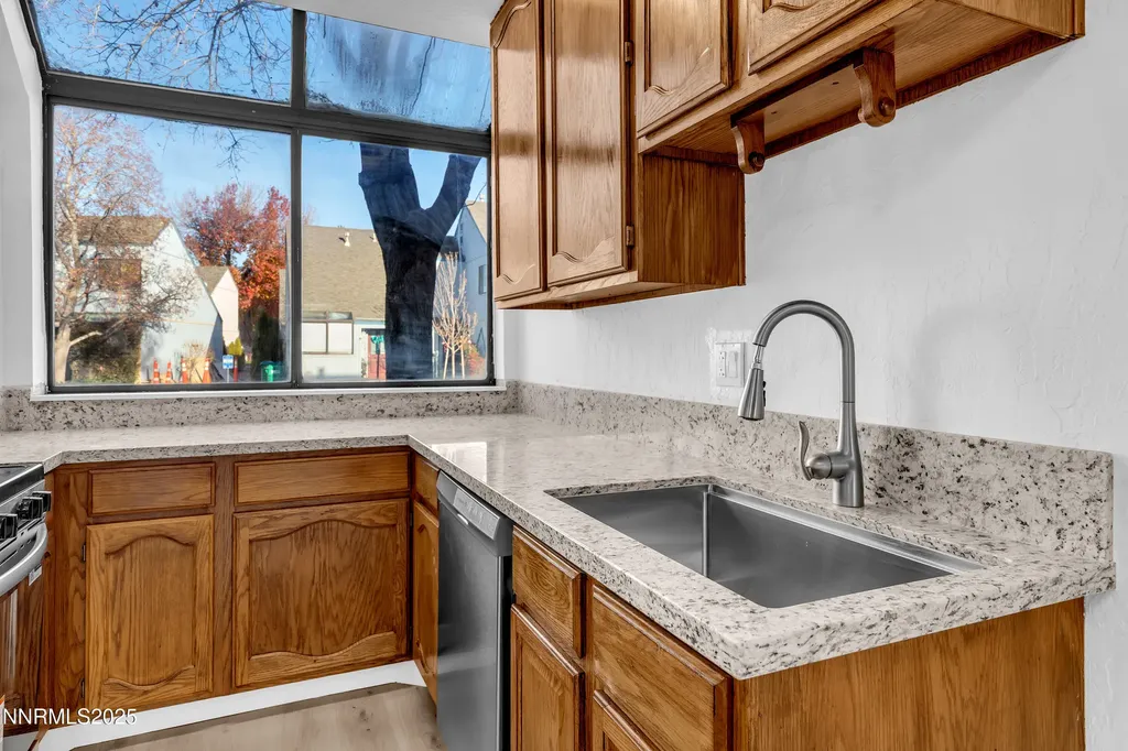 2545 Garfield Sparks NV 89431