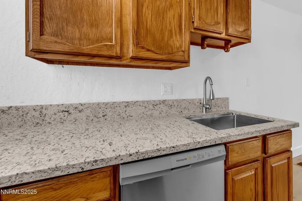 2545 Garfield Sparks NV 89431