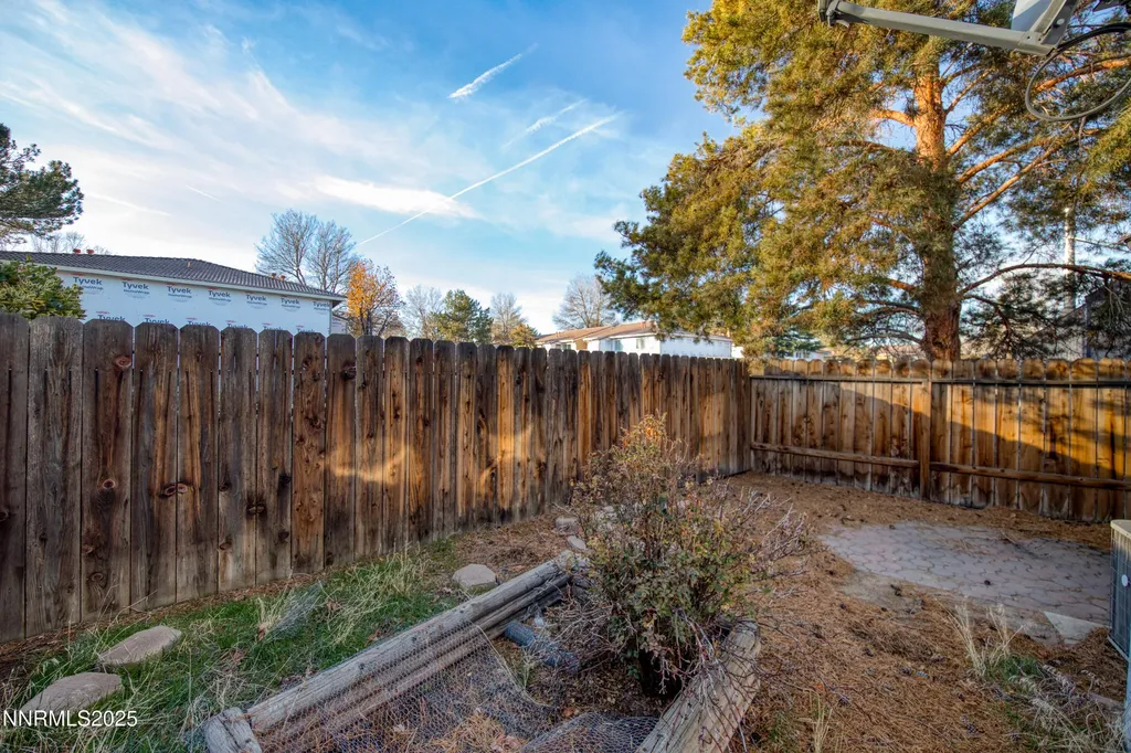 2545 Garfield Sparks NV 89431