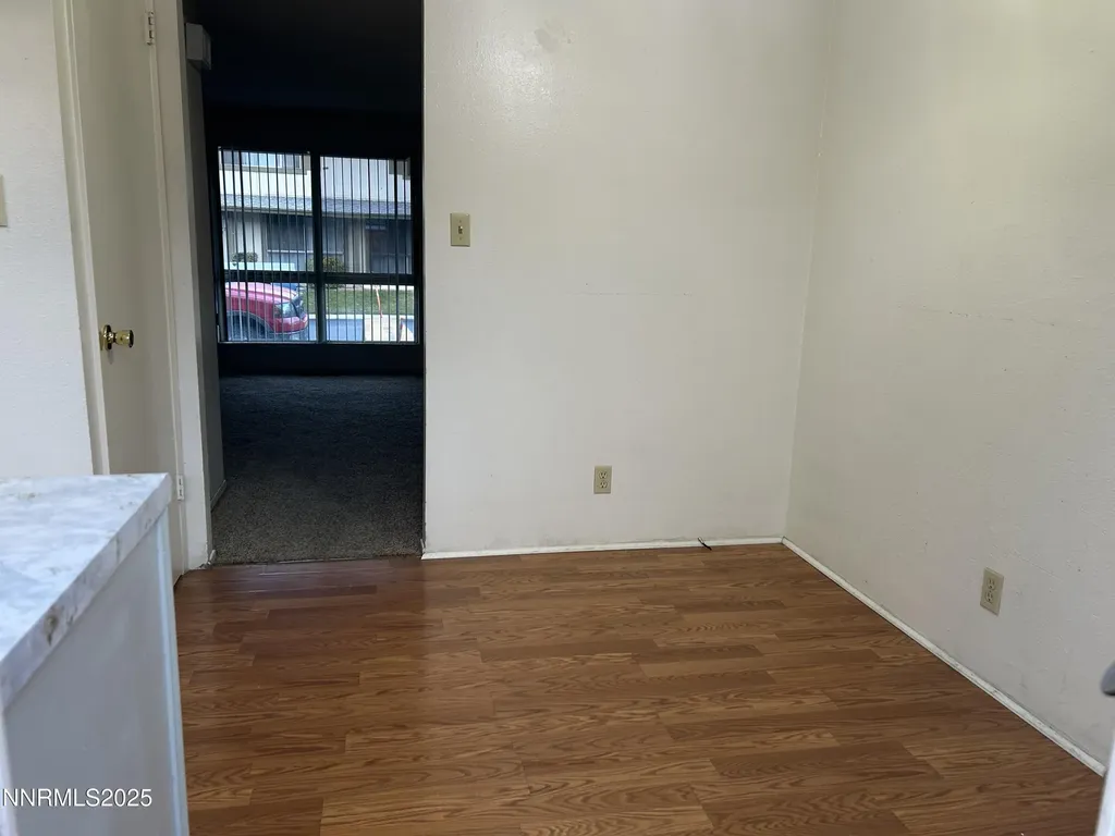 828 Woodglen Sparks NV 89434