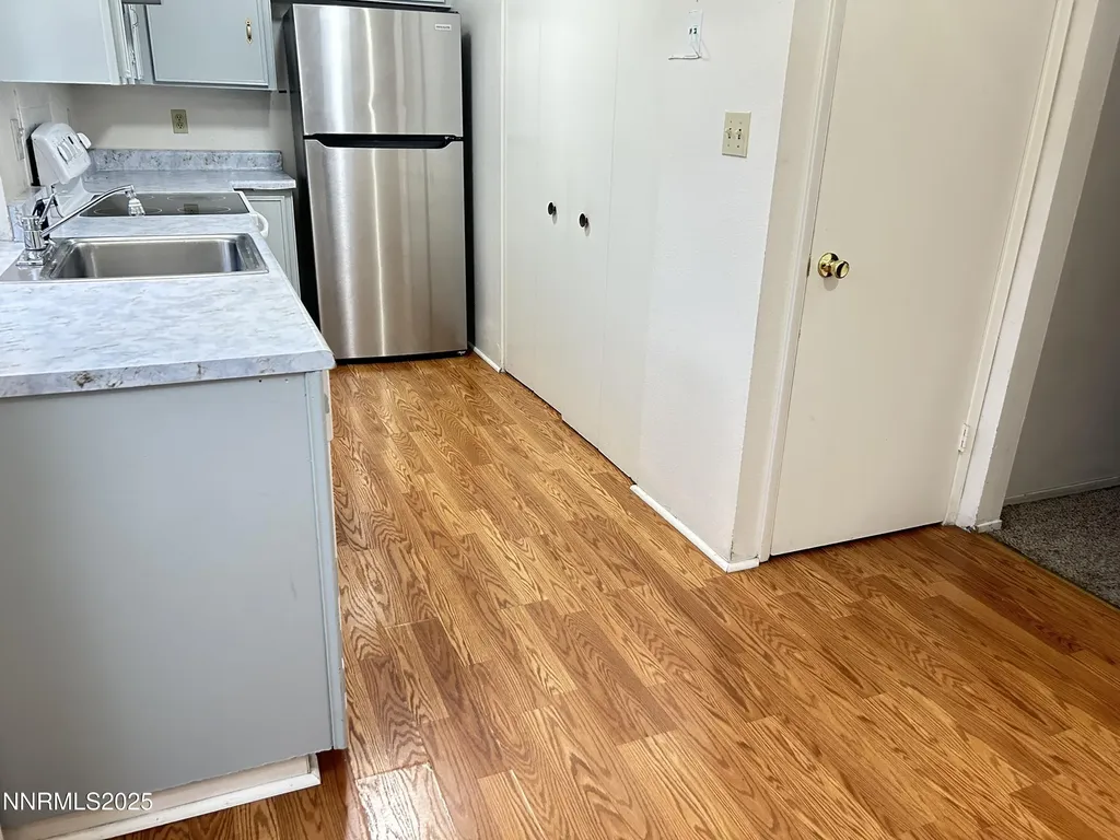 828 Woodglen Sparks NV 89434