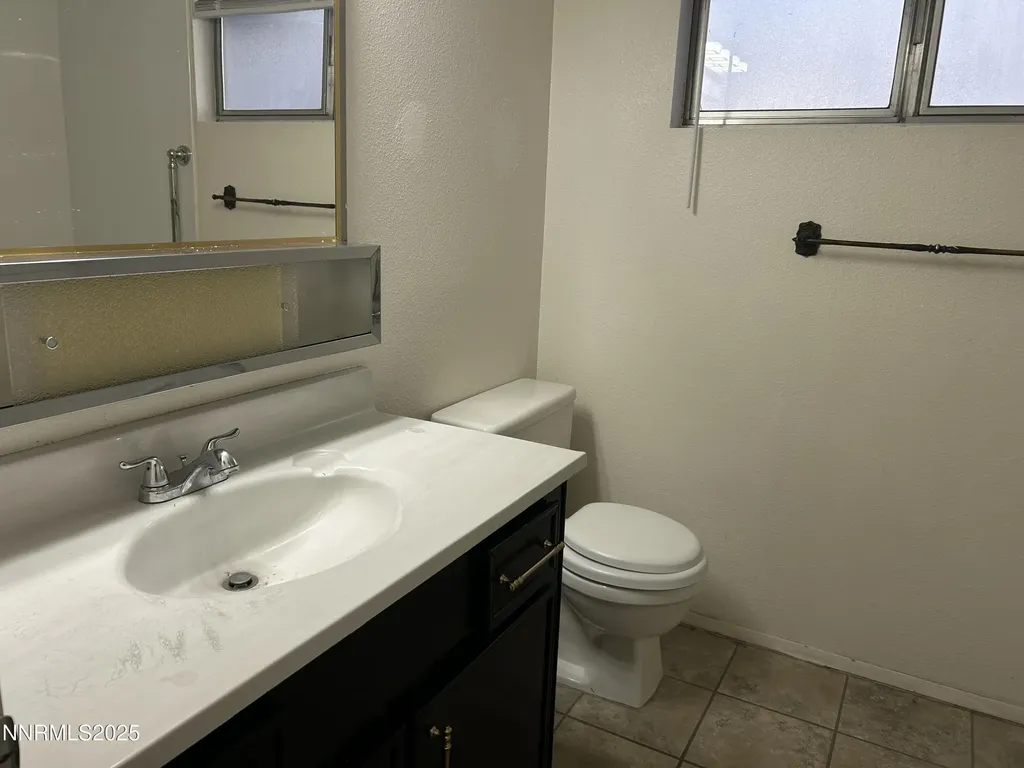 828 Woodglen Sparks NV 89434