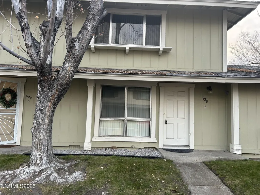 828 Woodglen Sparks NV 89434