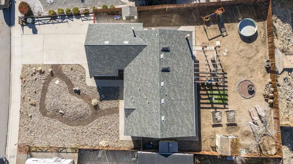1422 Patricia Gardnerville NV 89460