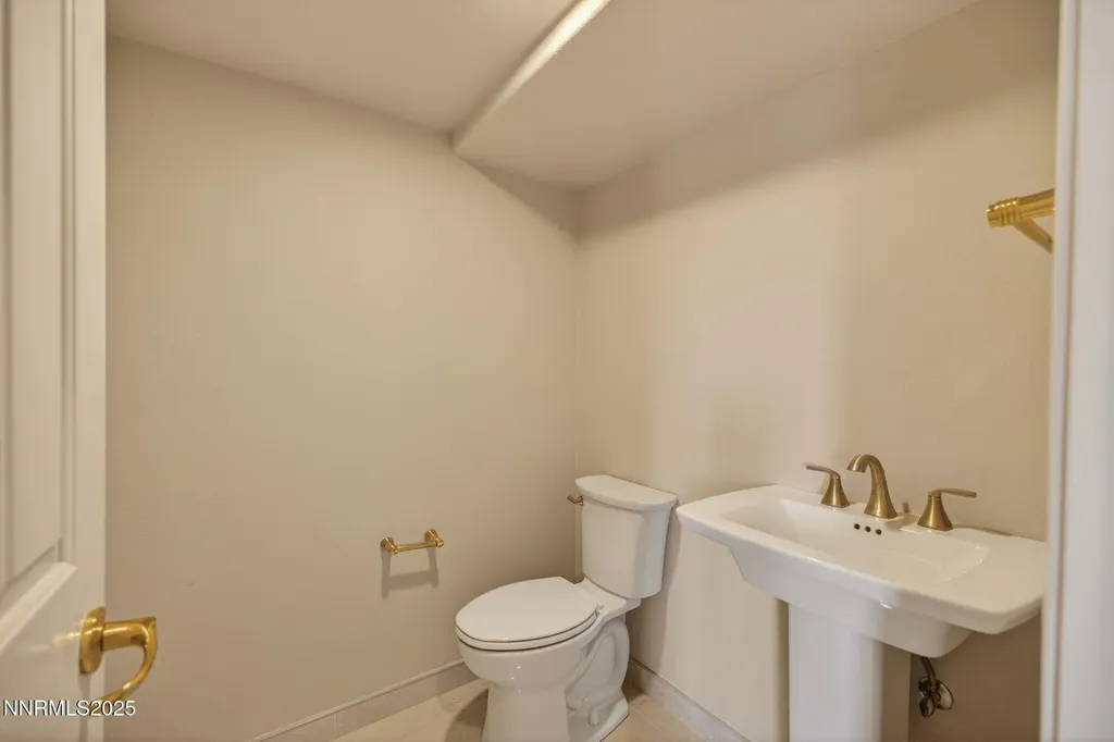 1580 Fifth Green Gardnerville NV 89460