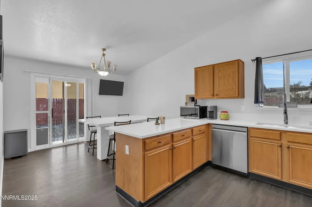 7008 Mozart Sun Valley NV 89433