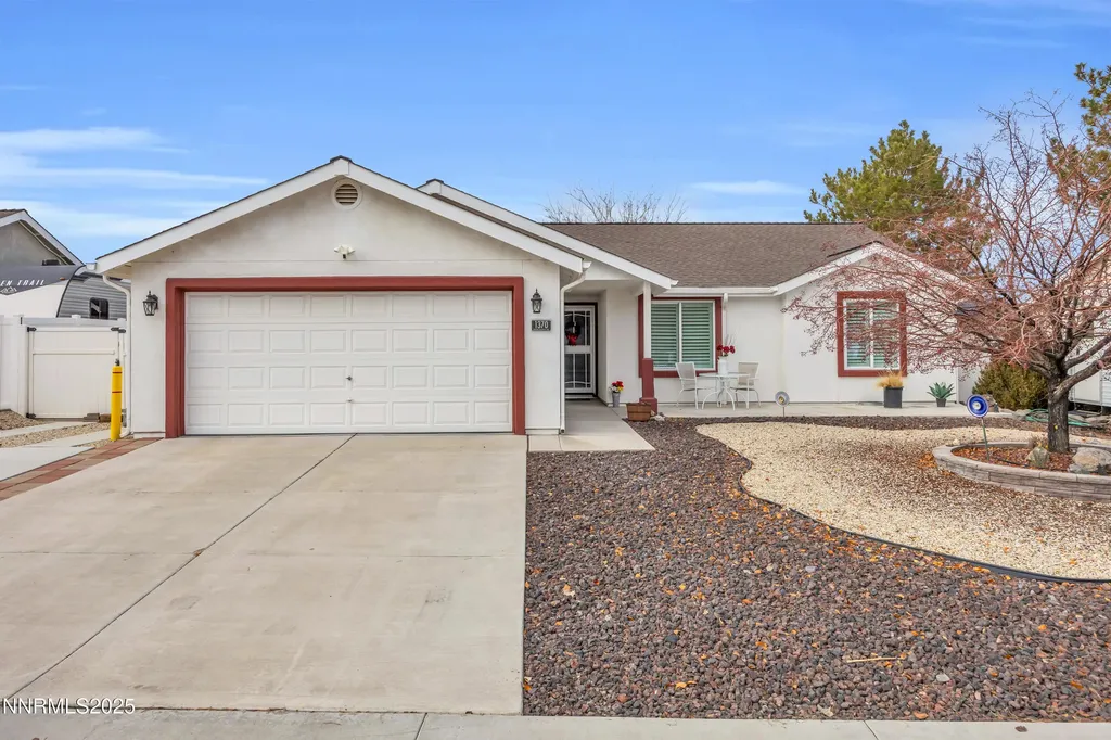 Fernley NV, 1370 White Bluffs