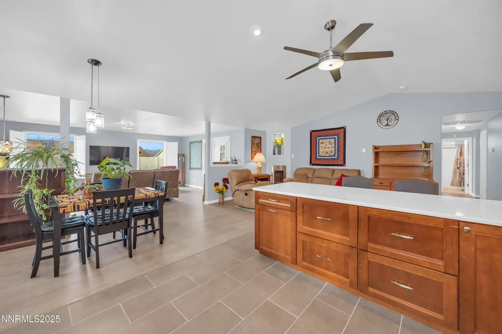 1370 White Bluffs Fernley NV 89408