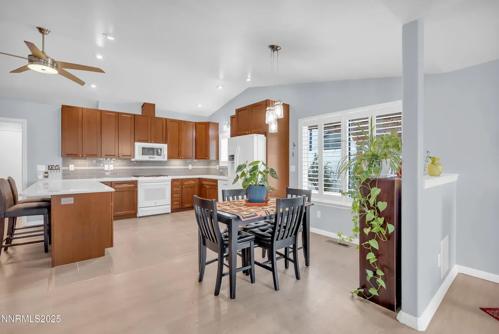 1370 White Bluffs Fernley NV 89408