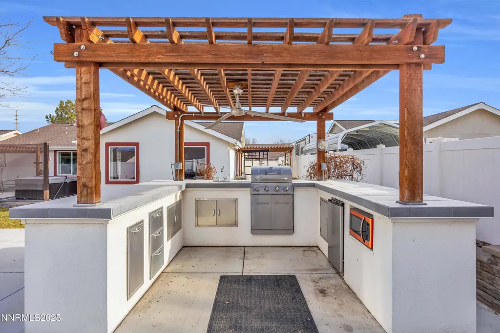 1370 White Bluffs Fernley NV 89408