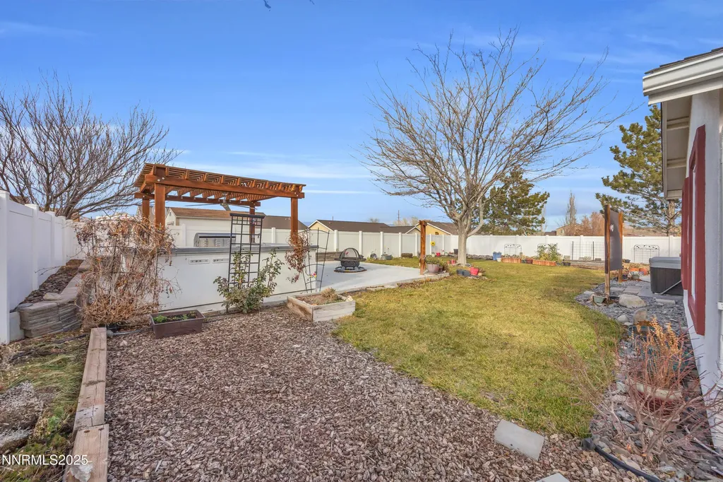 1370 White Bluffs Fernley NV 89408