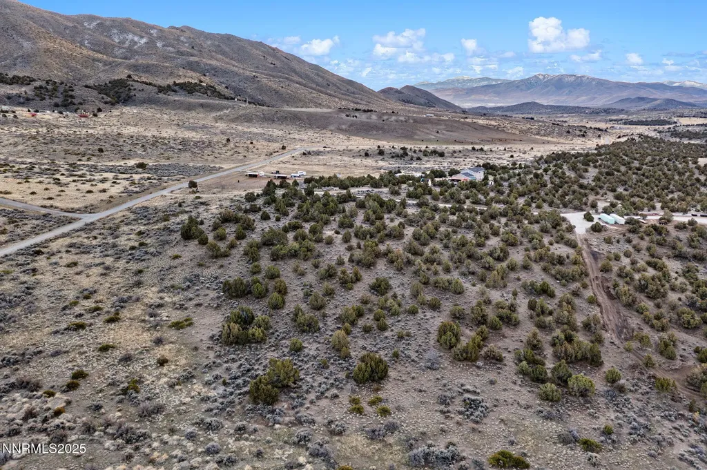1230 Deerlodge Reno NV 89508
