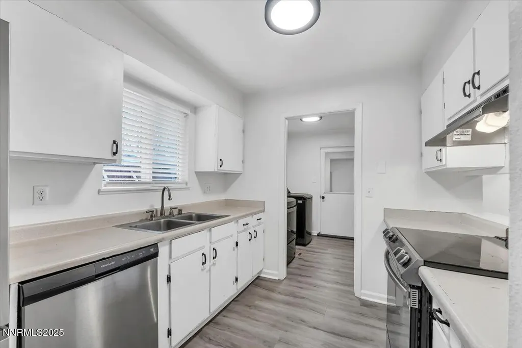 745 Akard Reno NV 89503