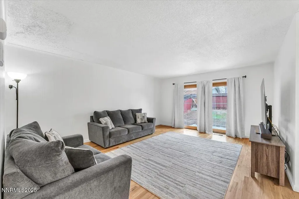 745 Akard Reno NV 89503