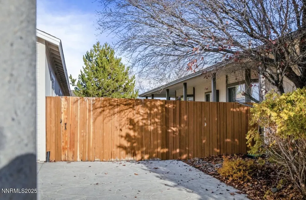 7834 Tiburon Sparks NV 89436