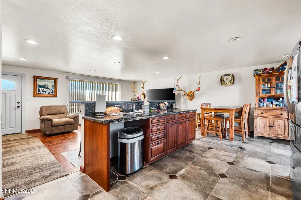 1775 Mizpah Winnemucca NV 89445