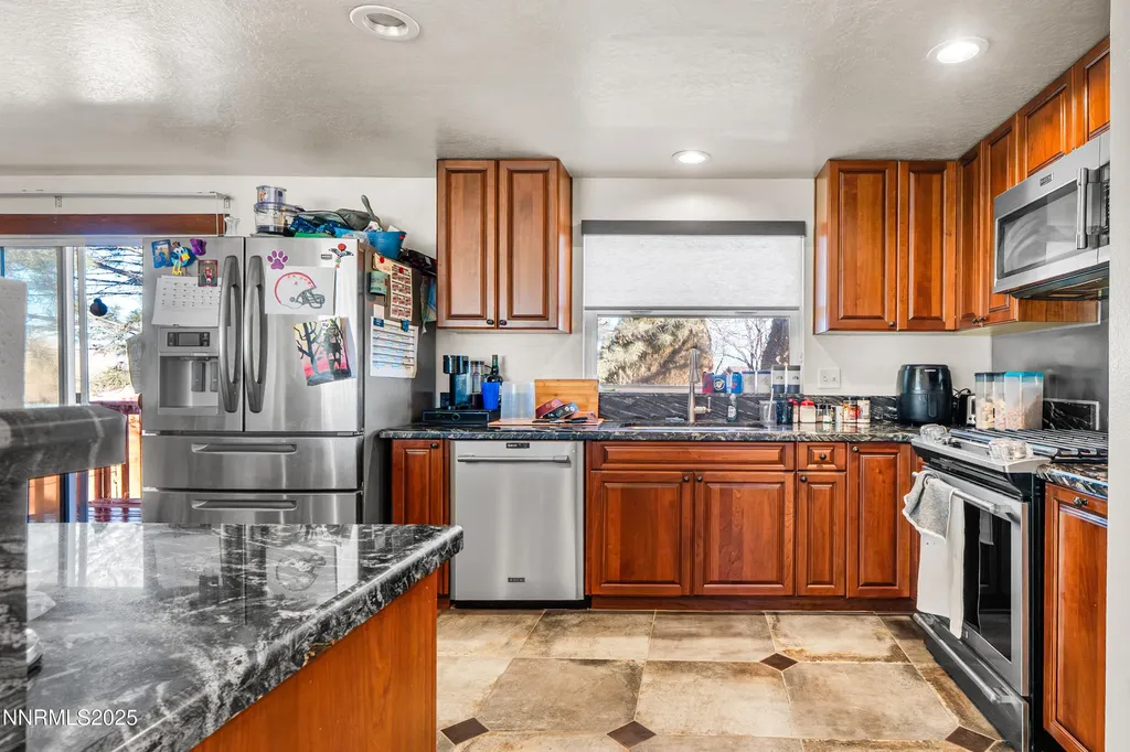1775 Mizpah Winnemucca NV 89445