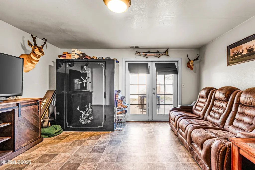 1775 Mizpah Winnemucca NV 89445