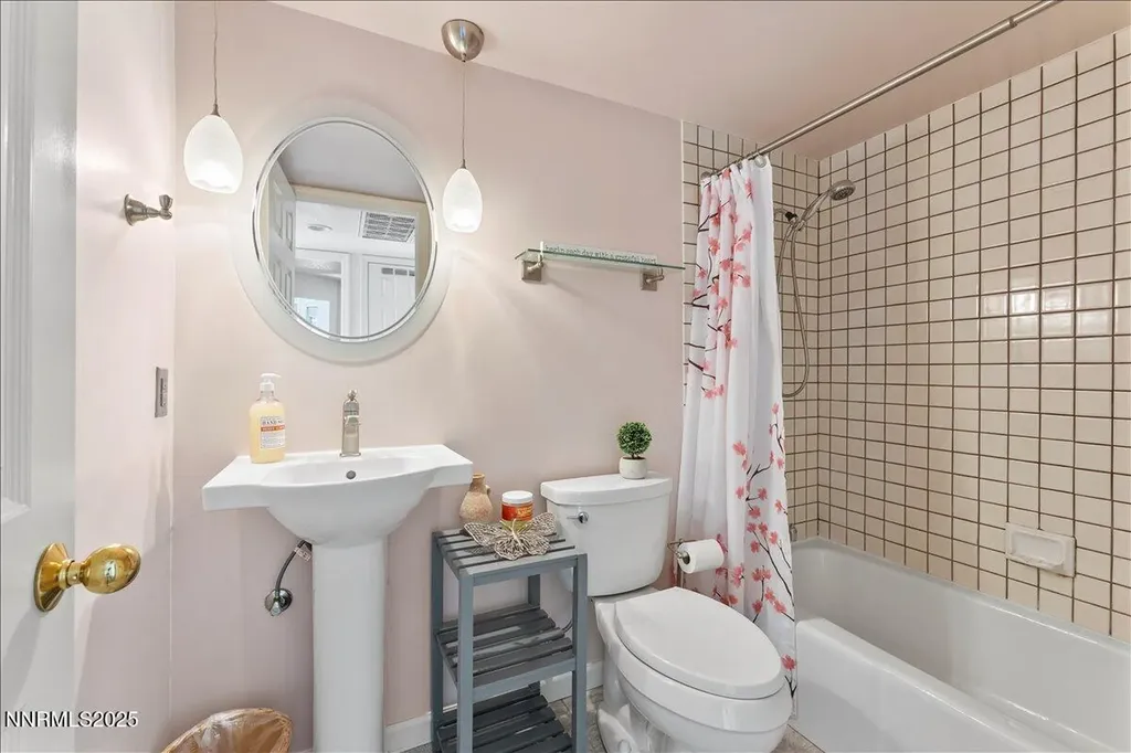 3170 Wedgewood Reno NV 89509