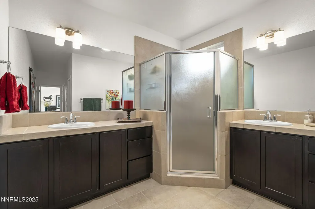 985 Floral Ridge Sparks NV 89436