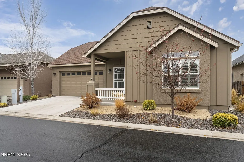 985 Floral Ridge Sparks NV 89436