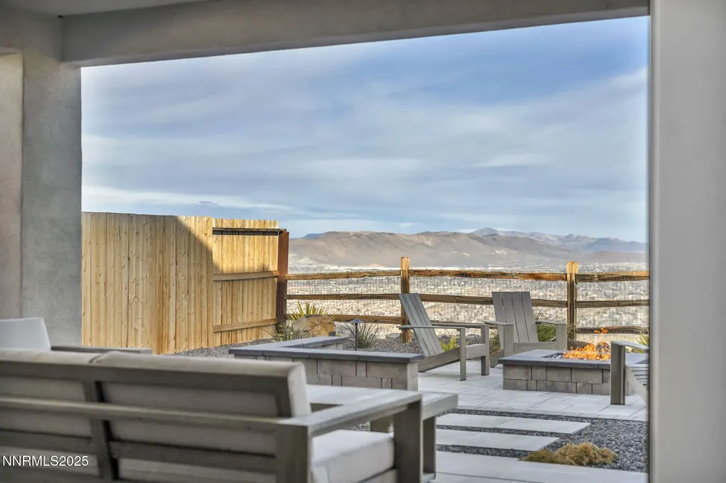 5448 Fossilstone Sparks NV 89436