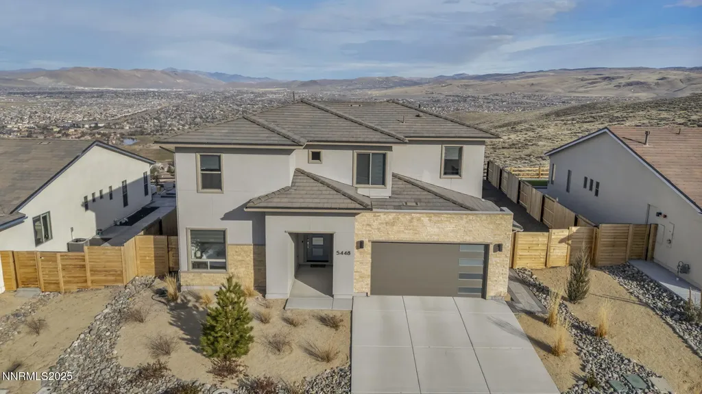 5448 Fossilstone Sparks NV 89436