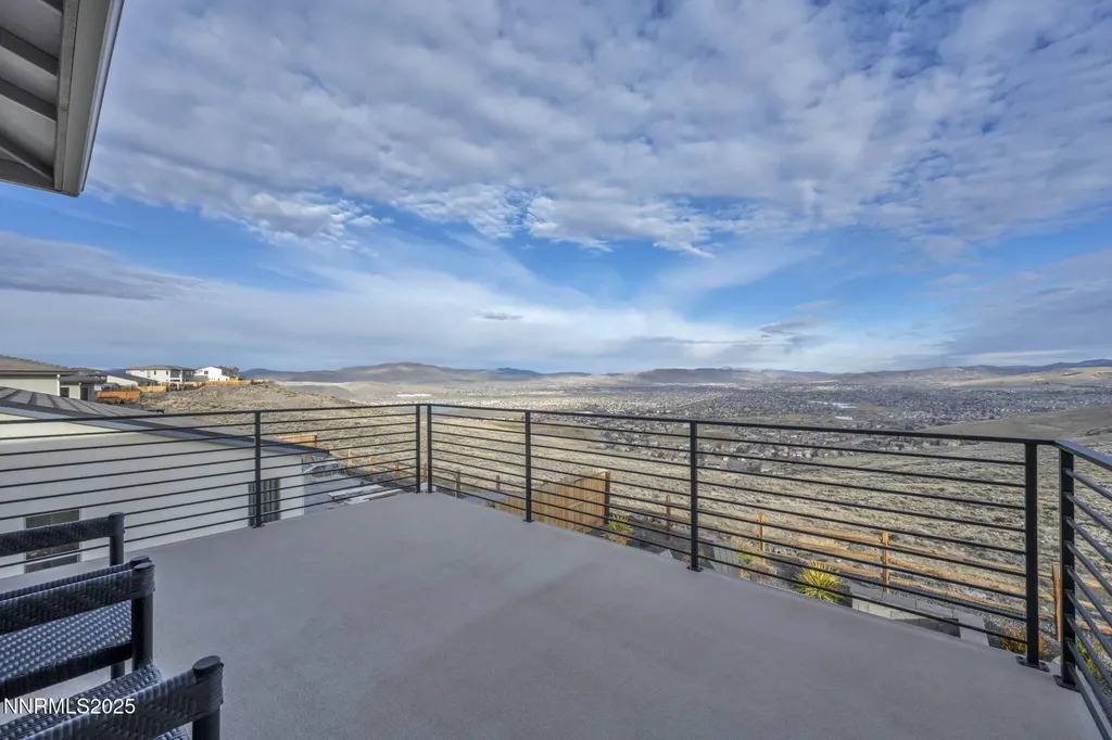 5448 Fossilstone Sparks NV 89436