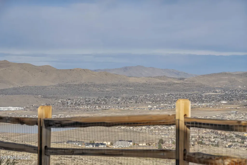 5448 Fossilstone Sparks NV 89436