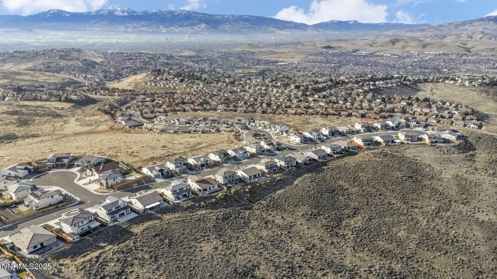 5448 Fossilstone Sparks NV 89436