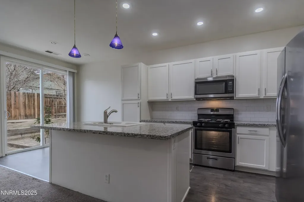 1615 Laverder Fernley NV 89408