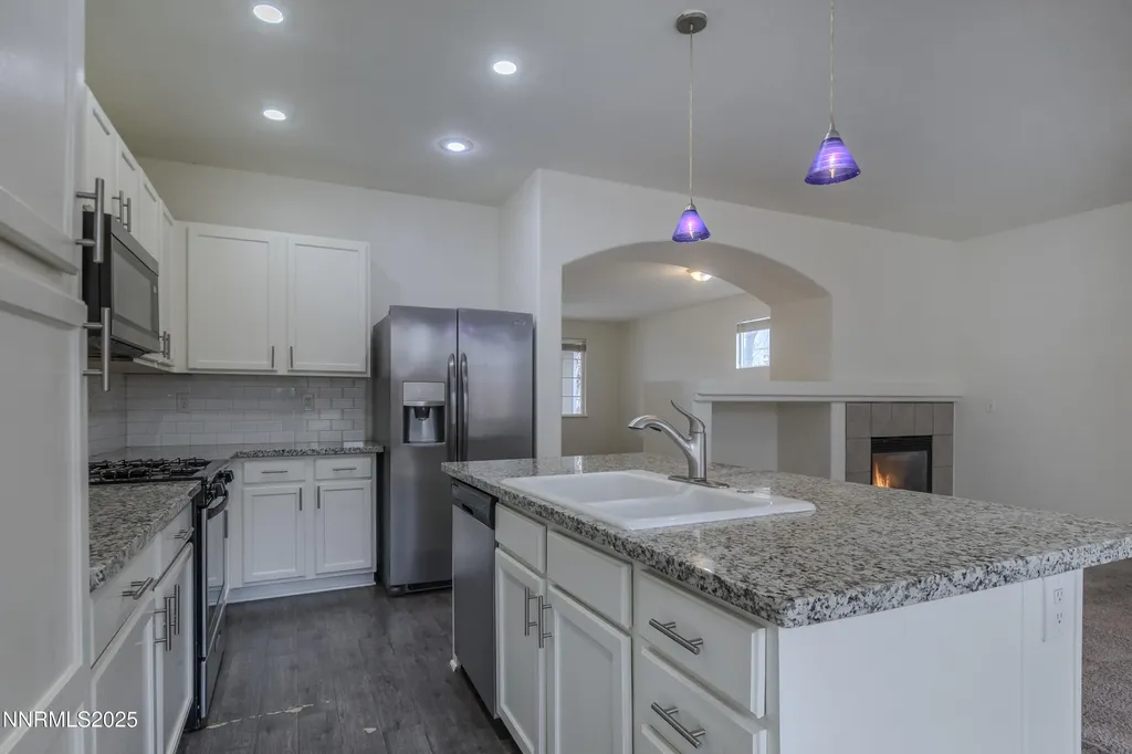 1615 Laverder Fernley NV 89408