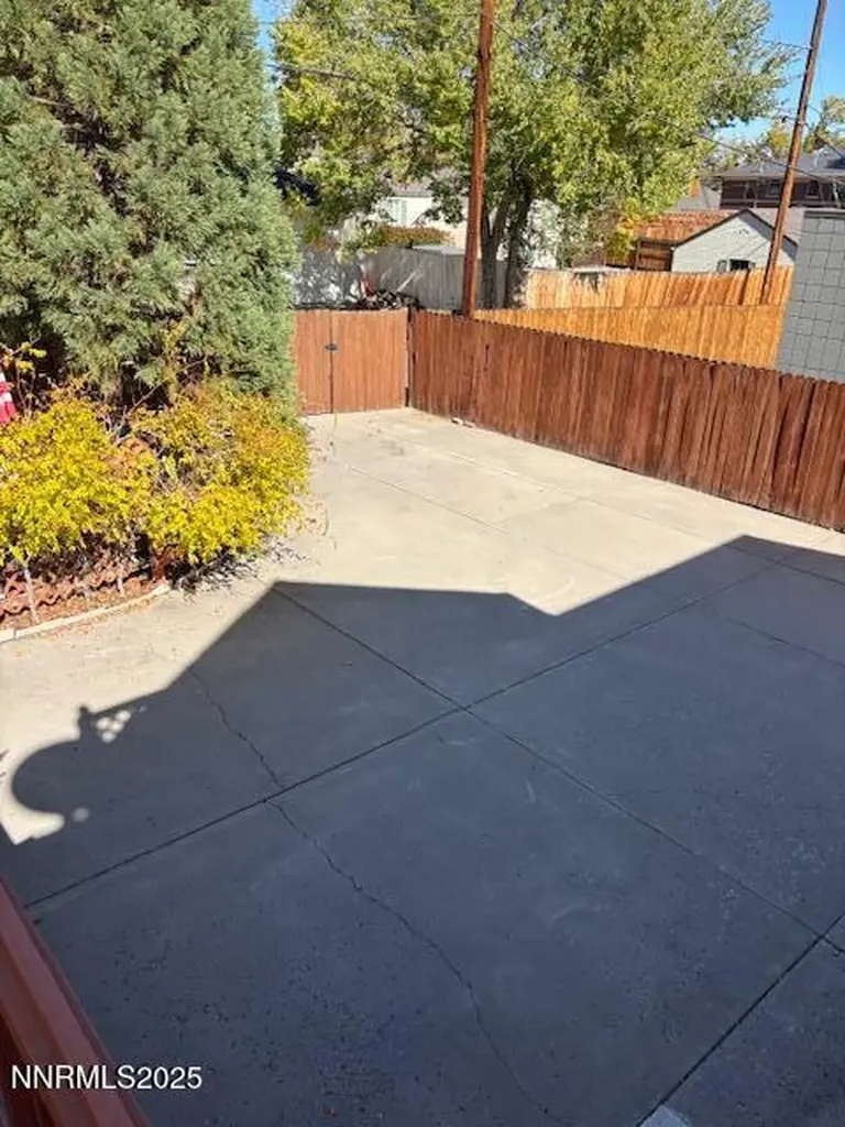 543 California Reno NV 89501