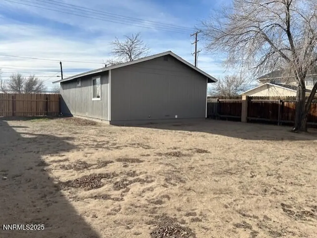 943 Front Fallon NV 89406