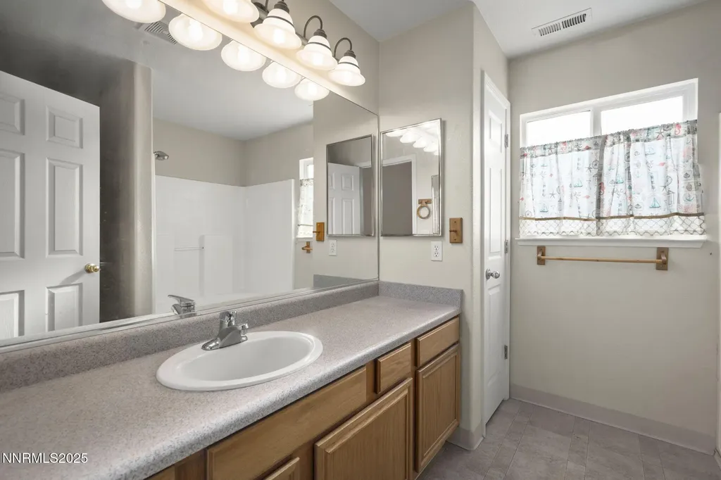 17782 Fossil Reno NV 89508