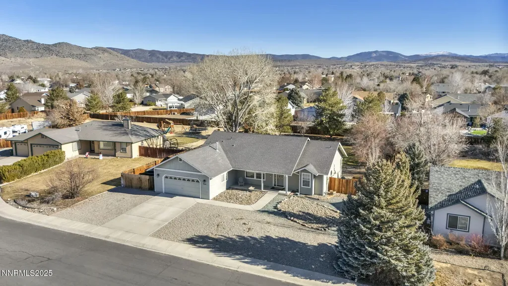2639 Wildrye Minden NV 89423