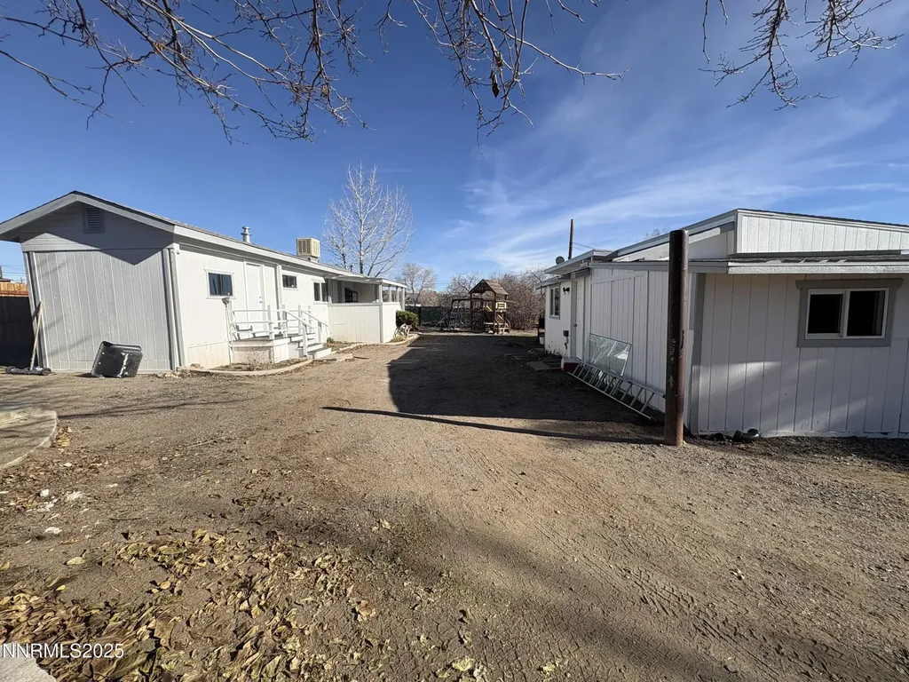 5884 Leon Sun Valley NV 89433