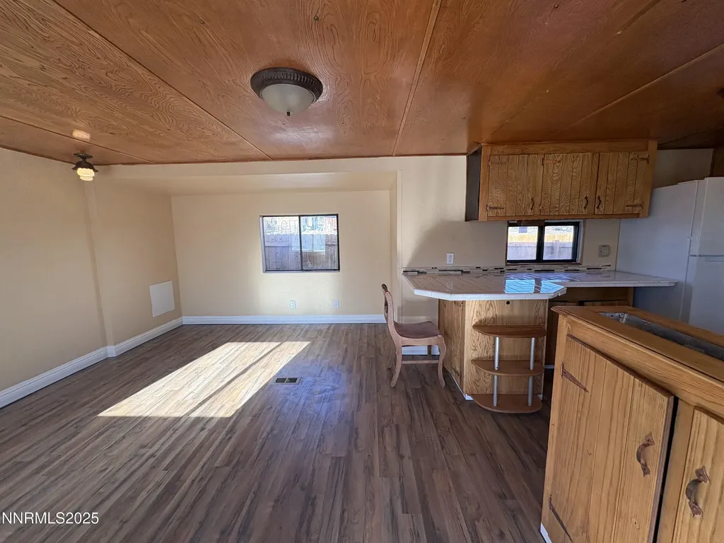 5884 Leon Sun Valley NV 89433