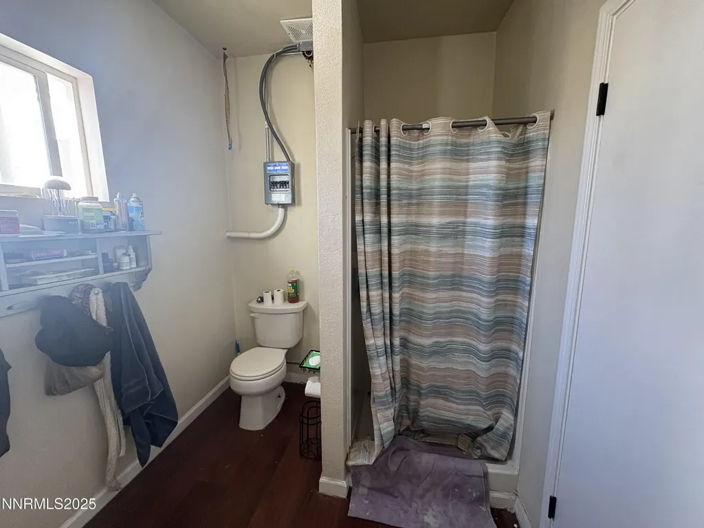 5884 Leon Sun Valley NV 89433