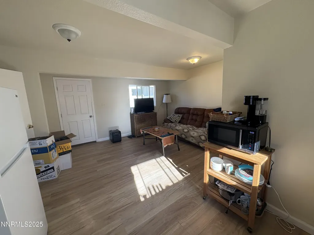 5884 Leon Sun Valley NV 89433