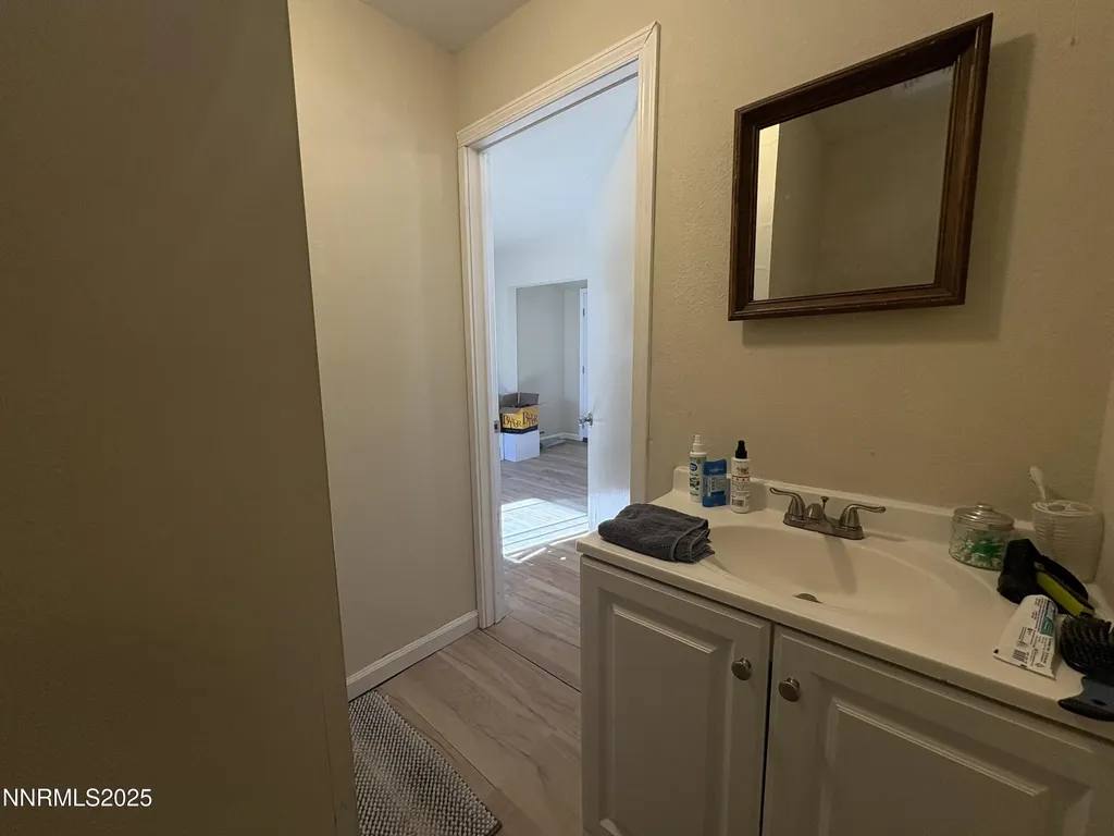 5884 Leon Sun Valley NV 89433