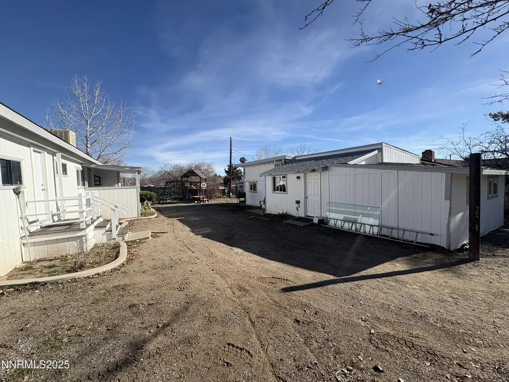 5884 Leon Sun Valley NV 89433